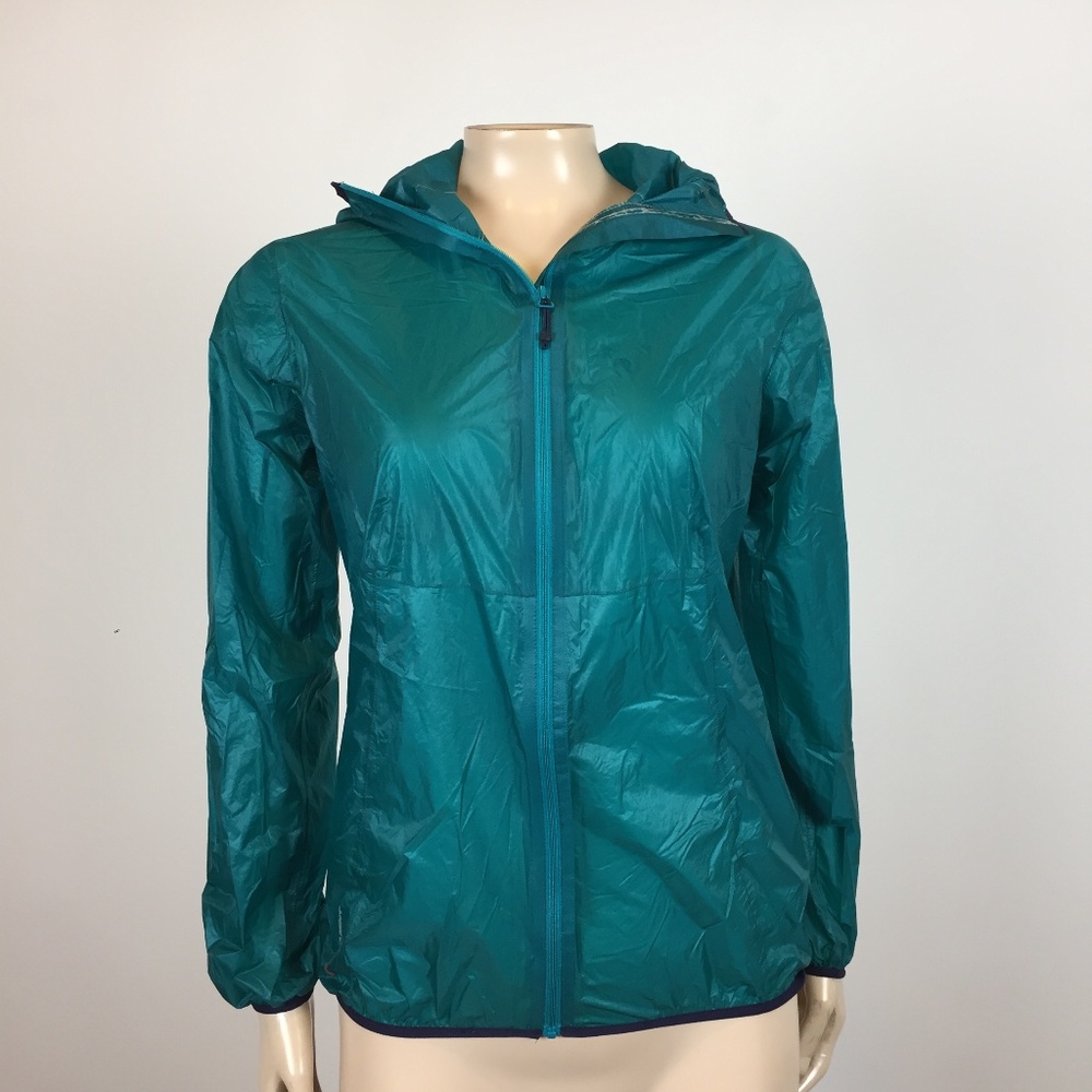 Berghaus Hydroshell Ultralight rain jacket XS DD32